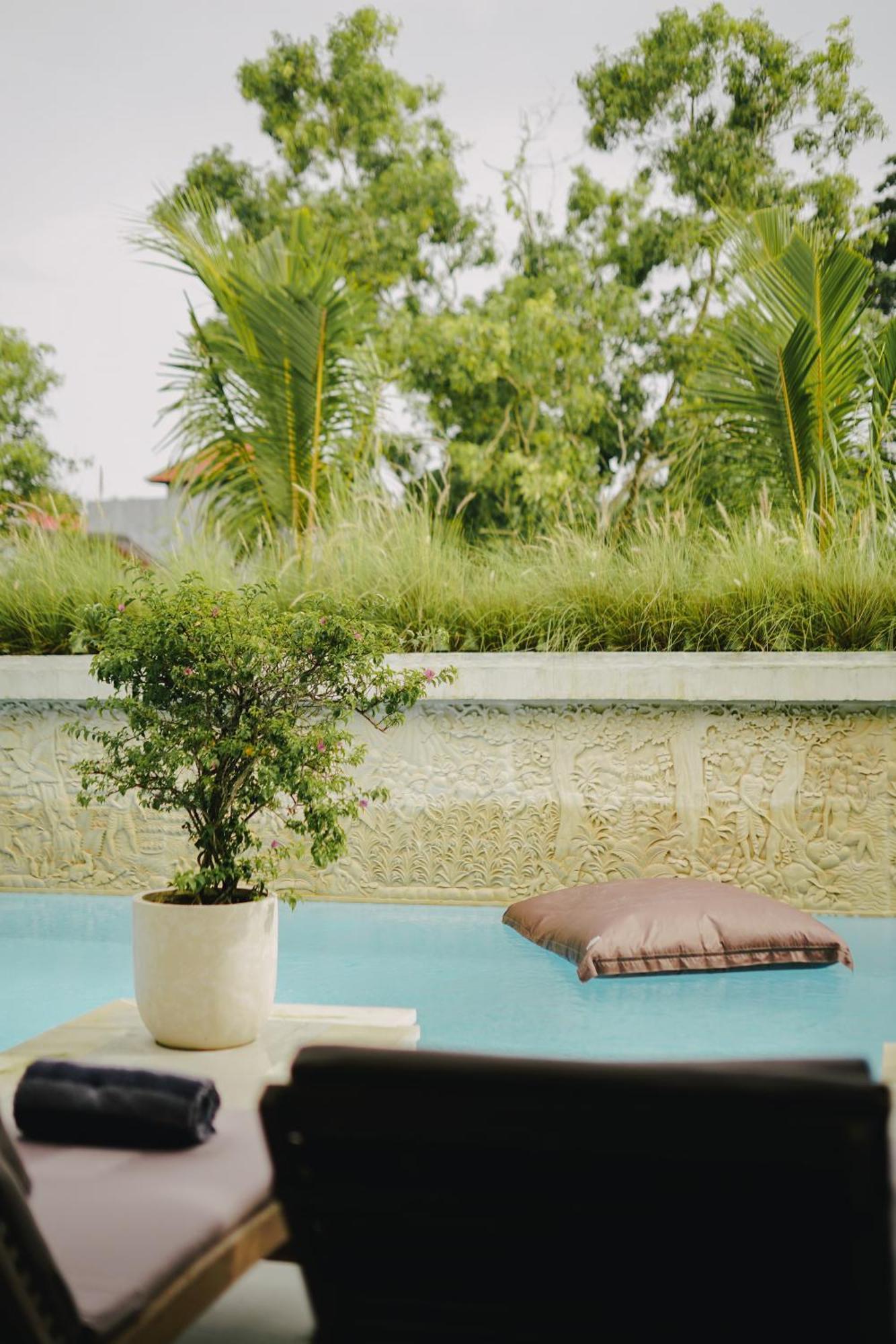 Tropical Villa Senang Uluwatu  Exterior photo
